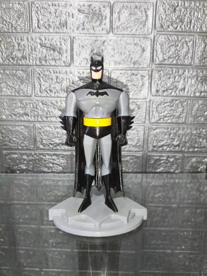 Action figure de Batman, acabamento à mão